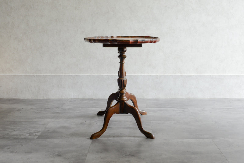 クラシック　サイドテーブル　パイクラスト01