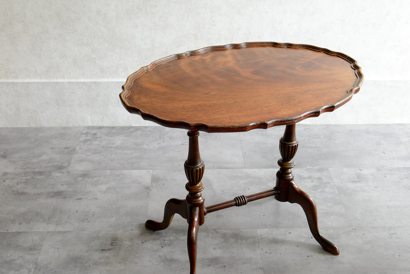 クラシック　サイドテーブル　パイクラスト01