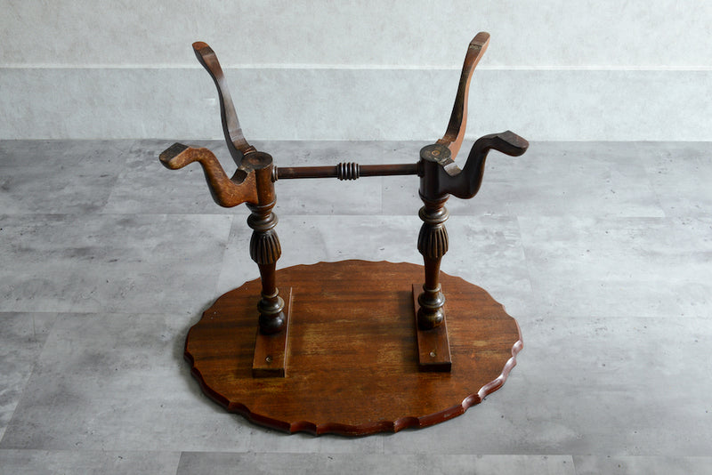 クラシック　サイドテーブル　パイクラスト01