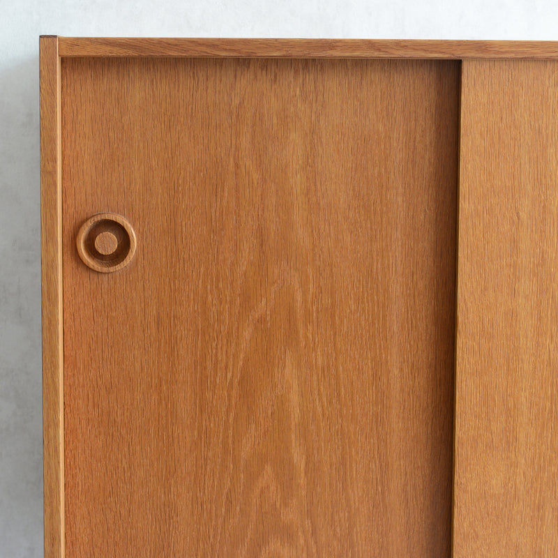 デンマーク ヴィンテージ　オークキャビネット 01