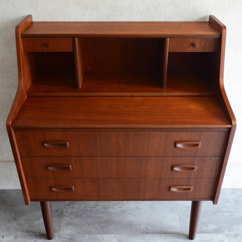 デンマーク ヴィンテージ　 チーク ビューロー 3-3