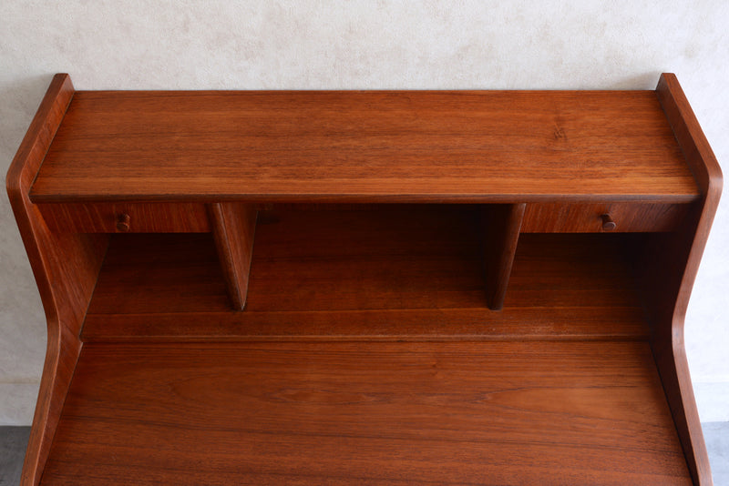 デンマーク ヴィンテージ　 チーク ビューロー 3-3