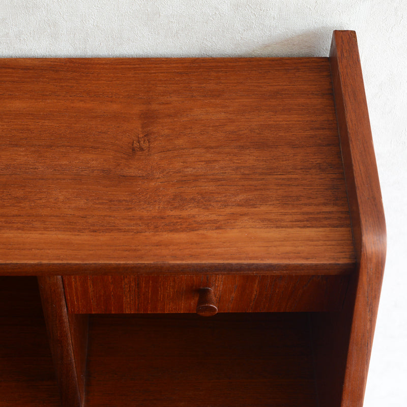 デンマーク ヴィンテージ　 チーク ビューロー 3-3