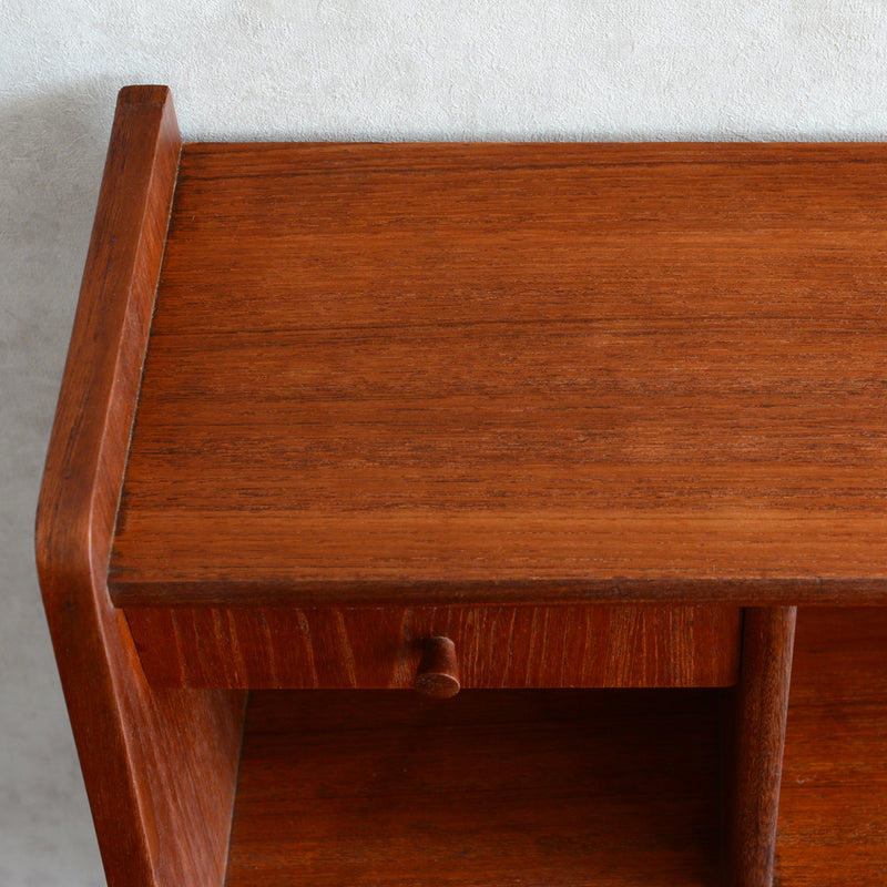 デンマーク ヴィンテージ　 チーク ビューロー 3-3