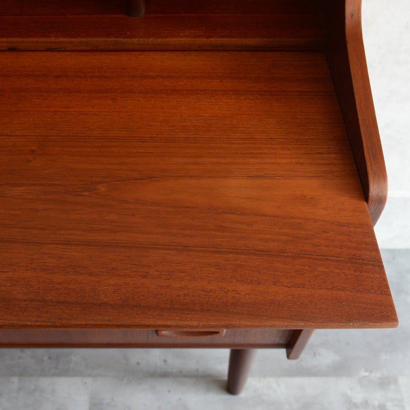 デンマーク ヴィンテージ　 チーク ビューロー 3-3