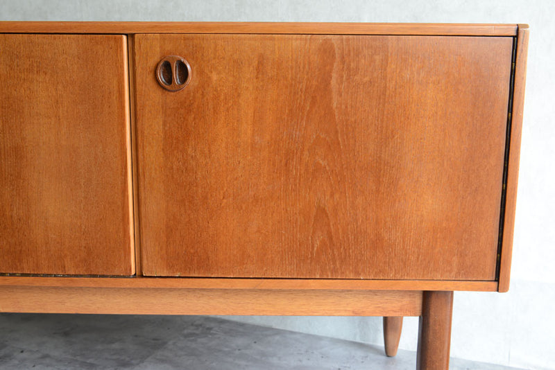 60s 　イギリスヴィンテージ　サイドボード