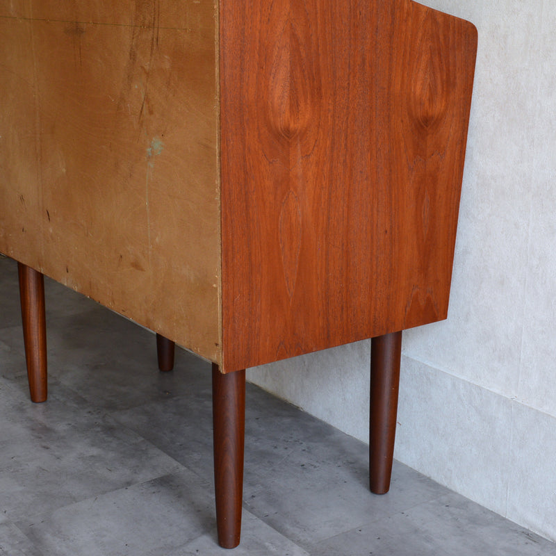 デンマーク ヴィンテージ　 チーク ビューロー 3-3