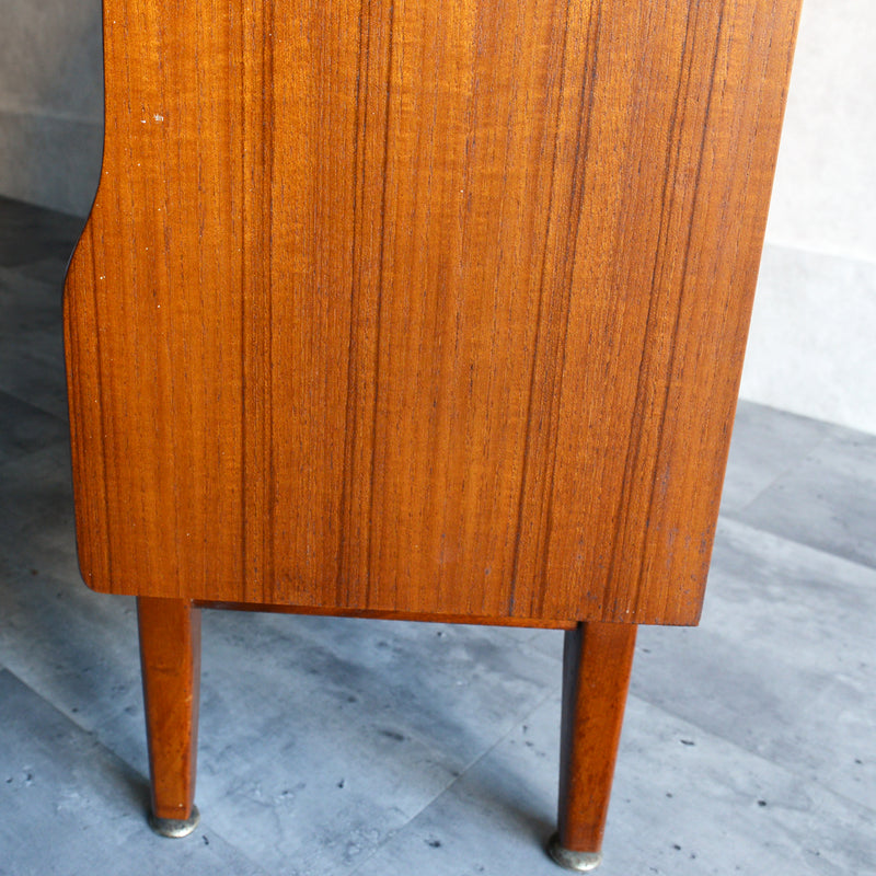 Jentique  ジェンティーク　ナロー　ガラスキャビネット カップボード③