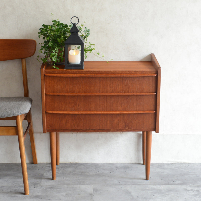 デンマーク　ヴィンテージ チークチェスト 3段　3-2