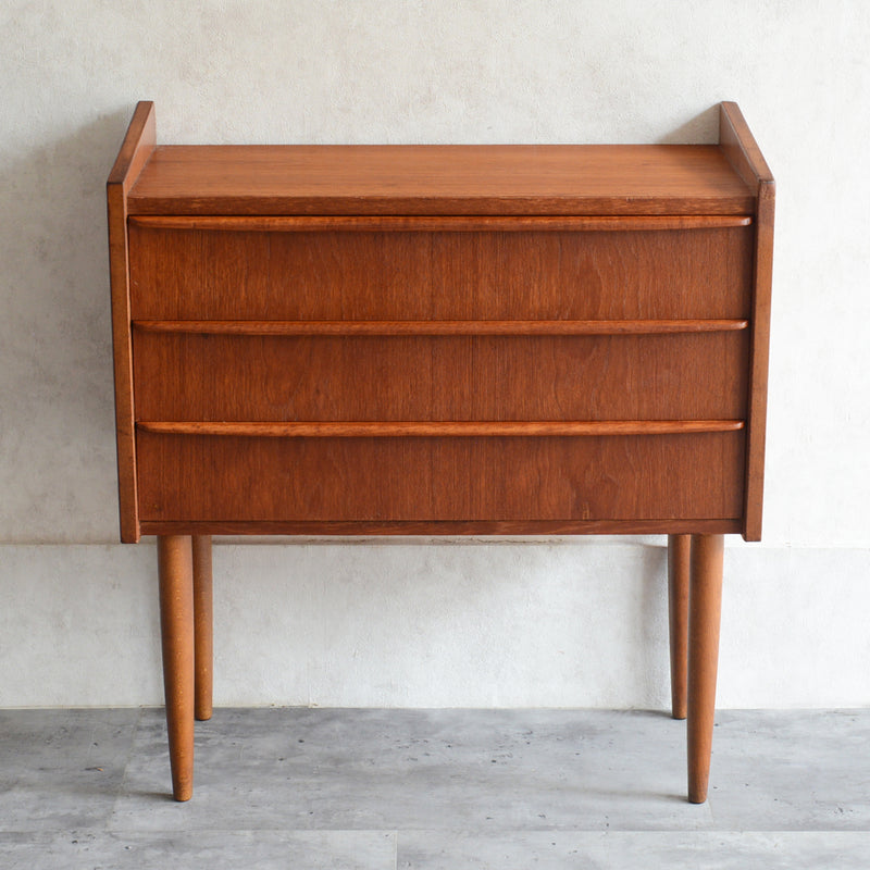 デンマーク　ヴィンテージ チークチェスト 3段　3-2