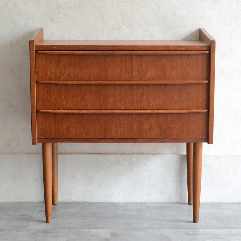 デンマーク　ヴィンテージ チークチェスト 3段　3-2