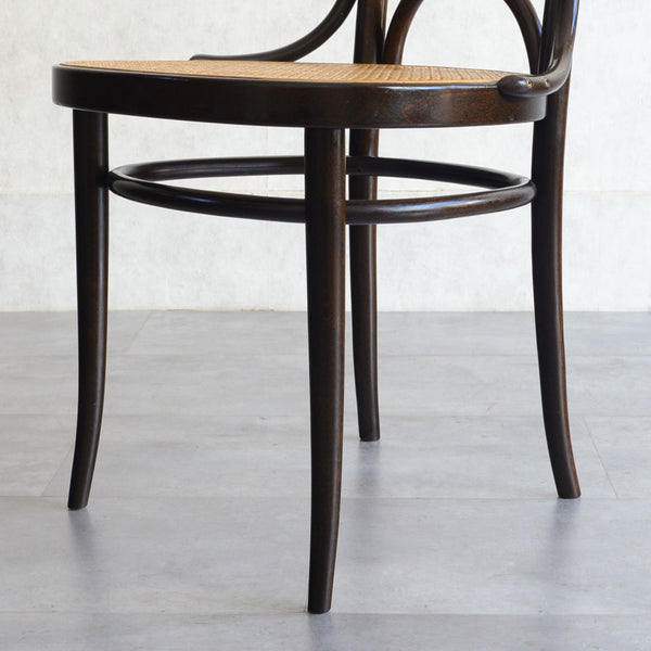 THONET トーネット　HIGH BACK CHAIR  02