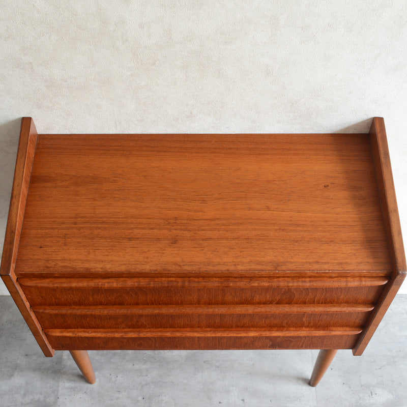 デンマーク　ヴィンテージ チークチェスト 3段　3-2