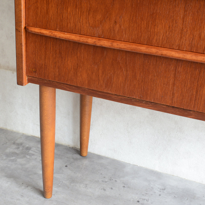 デンマーク　ヴィンテージ チークチェスト 3段　3-2