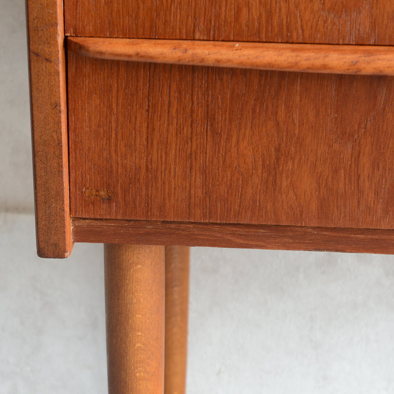 デンマーク　ヴィンテージ チークチェスト 3段　3-2