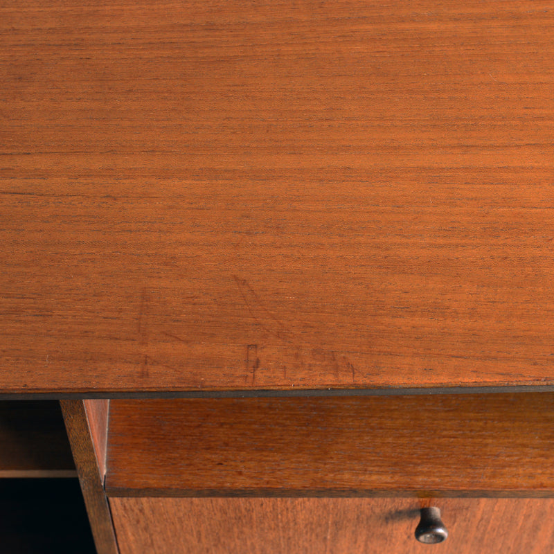 イギリスヴィンテージ ガラス扉　キャビネット012