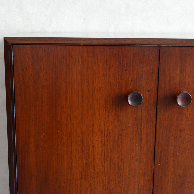 Meredew メレデュー　ガラス キャビネット 25 (木扉付）