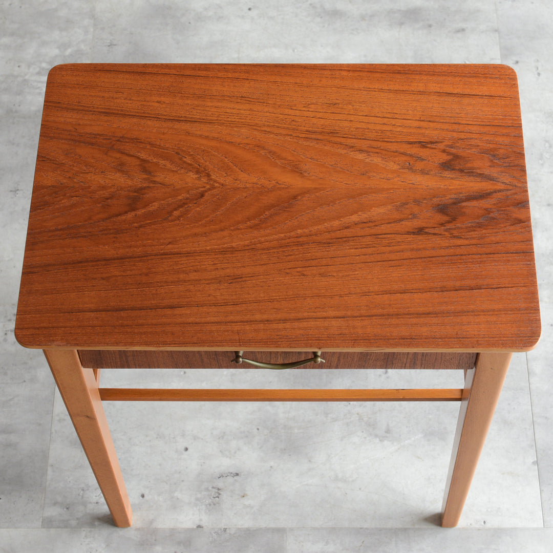 デンマーク ヴィンテージ　1段チェスト/サイドテーブル5-5