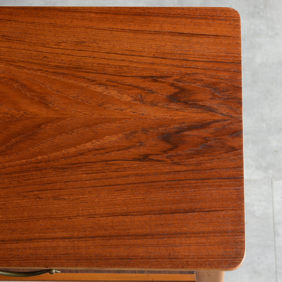 デンマーク ヴィンテージ　1段チェスト/サイドテーブル5-5