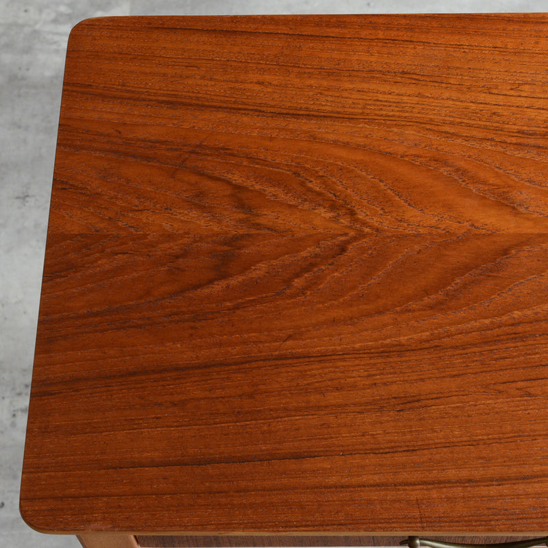 デンマーク ヴィンテージ　1段チェスト/サイドテーブル5-5