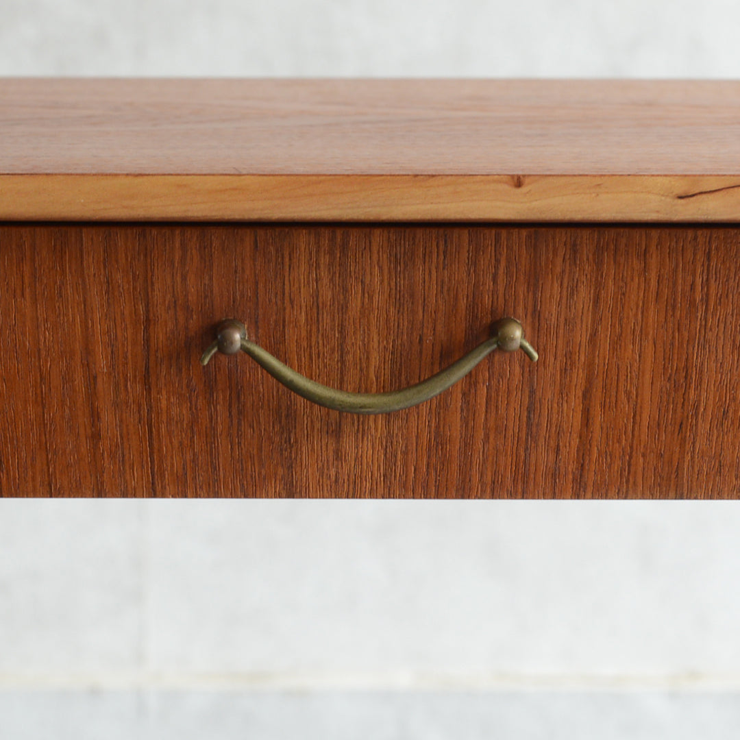 デンマーク ヴィンテージ　1段チェスト/サイドテーブル5-5