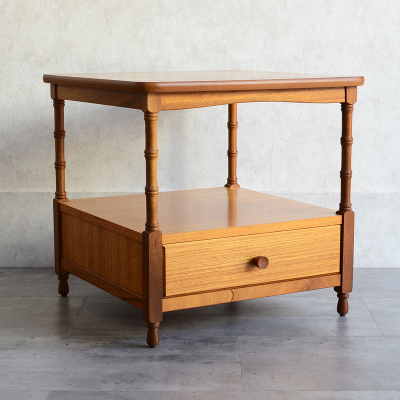 Nathan ネイサン　サイドテーブル02