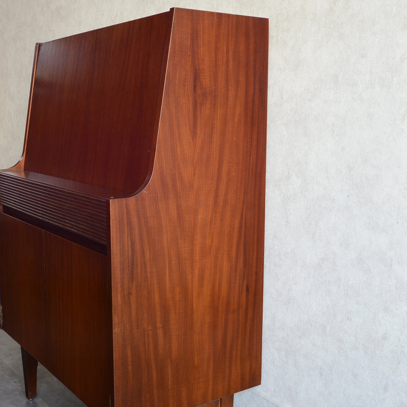 EON(Elliotts of Newbury） チークビューロー 07