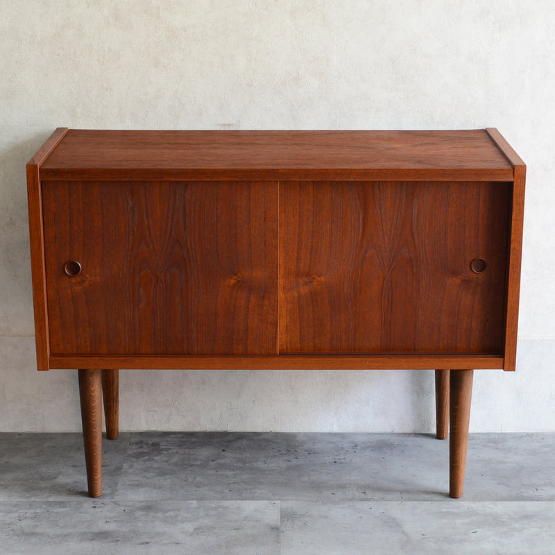 デンマーク ヴィンテージ　チークキャビネット02（ウッドオイル仕上）