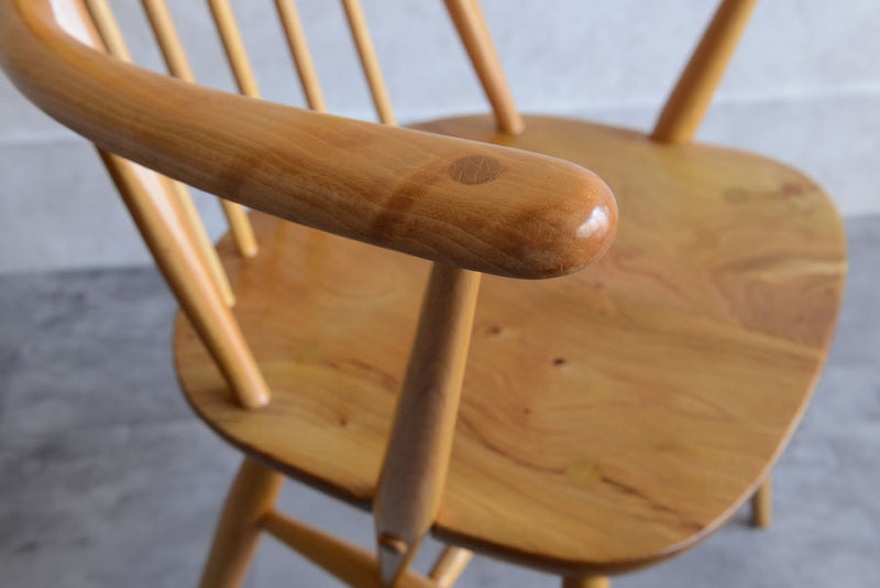 ERCOL アーコール アーム付クエーカーチェア02