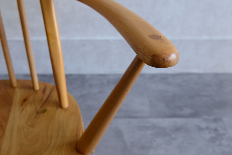 ERCOL アーコール アーム付クエーカーチェア02
