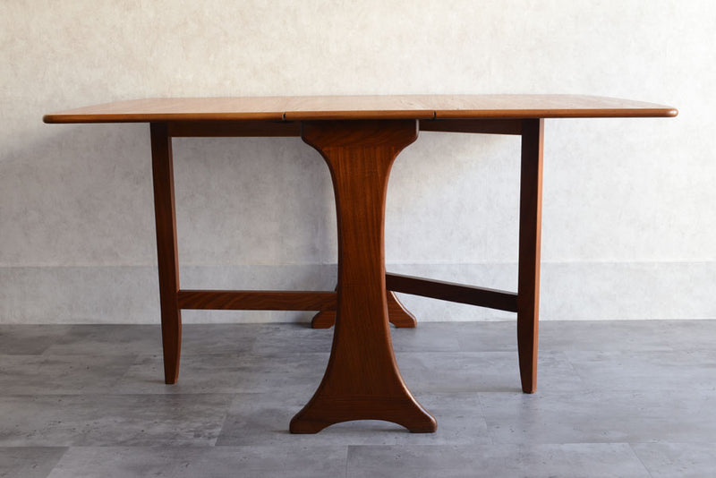 G-PLAN　ジープラン　ゲートレッグ　エクステンション　ダイニングテーブル