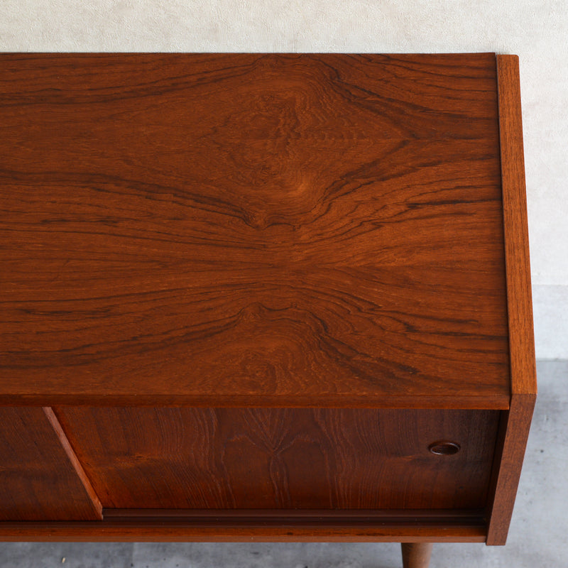 デンマーク ヴィンテージ　チークキャビネット02（ウッドオイル仕上）