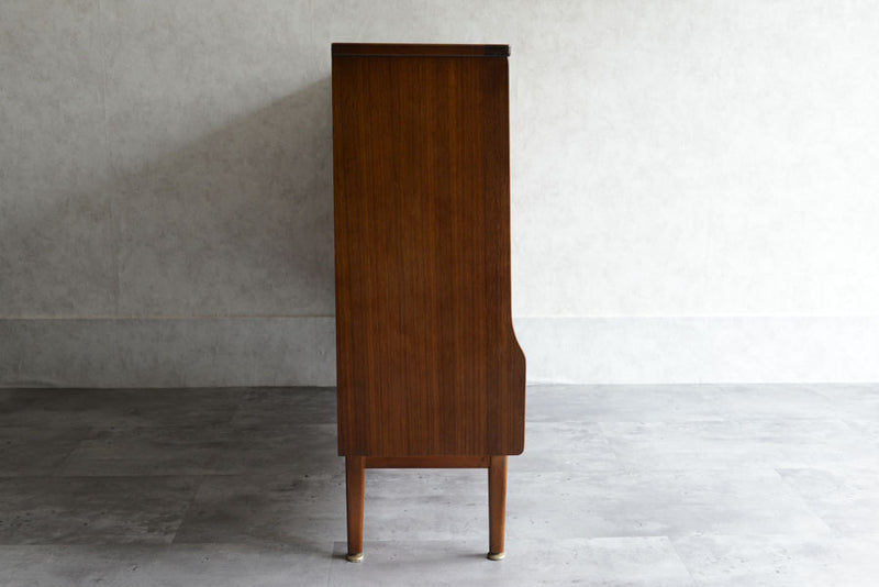 Jentique ジェンティーク　 ナロー　カップボード①