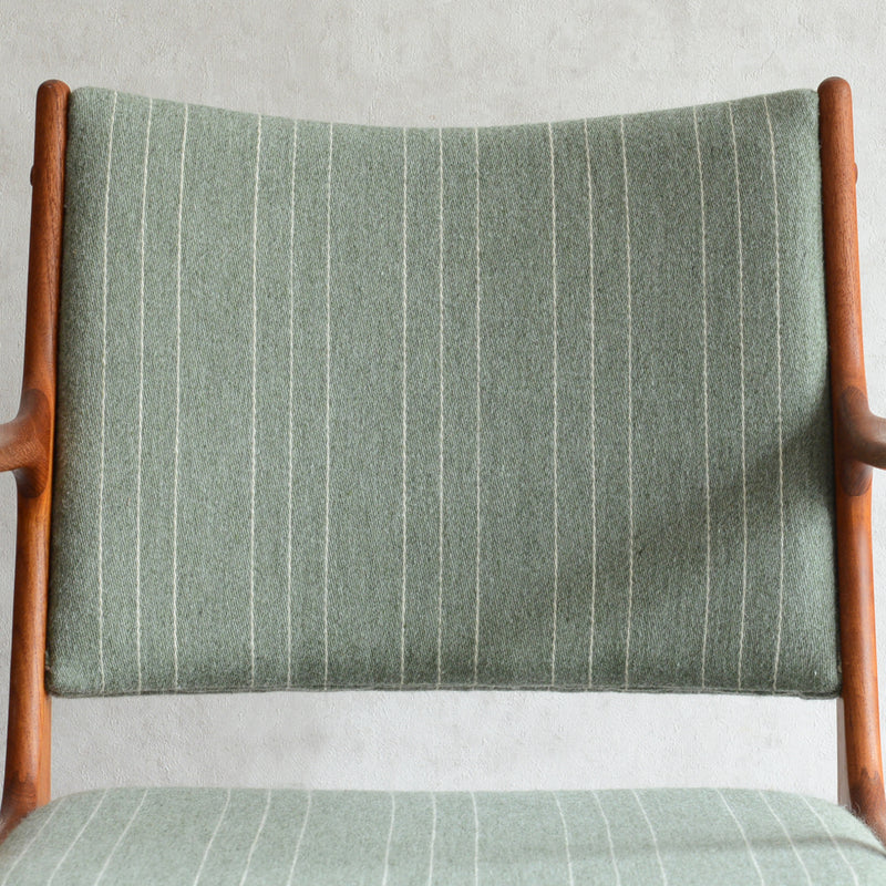 Johannes Andersen（ヨハネス・アンダーセン）ヴィンテージ アームチェア