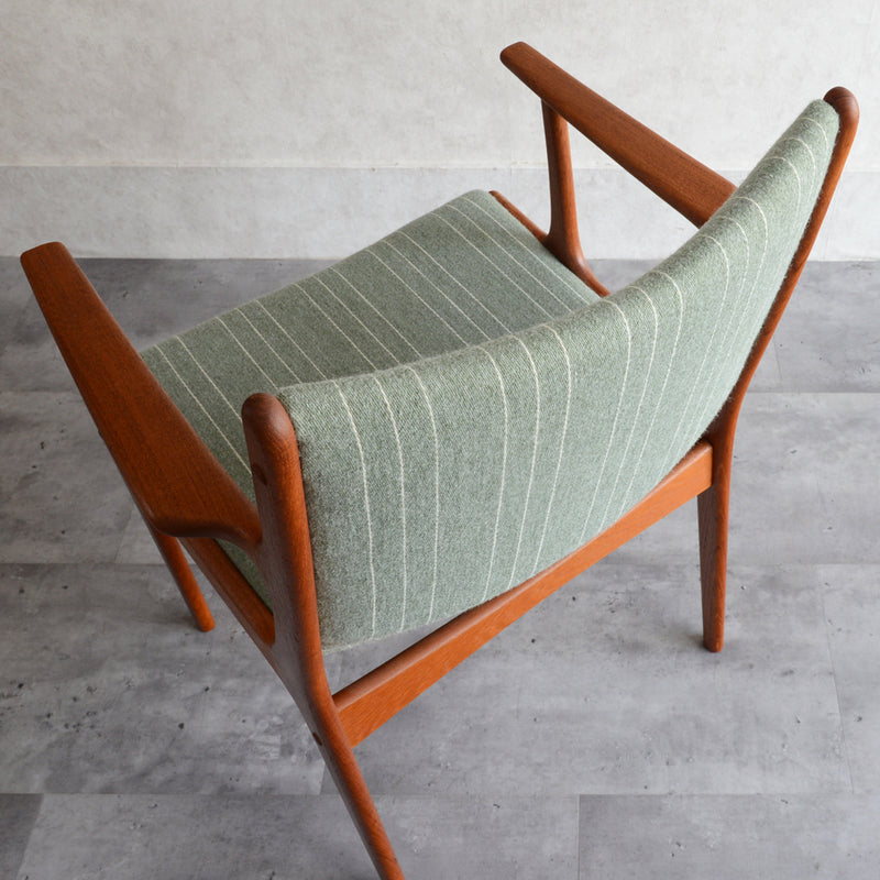 Johannes Andersen（ヨハネス・アンダーセン）ヴィンテージ アームチェア
