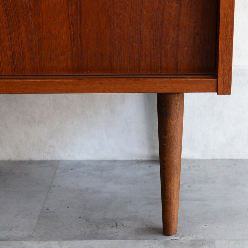 デンマーク ヴィンテージ　チークキャビネット02（ウッドオイル仕上）