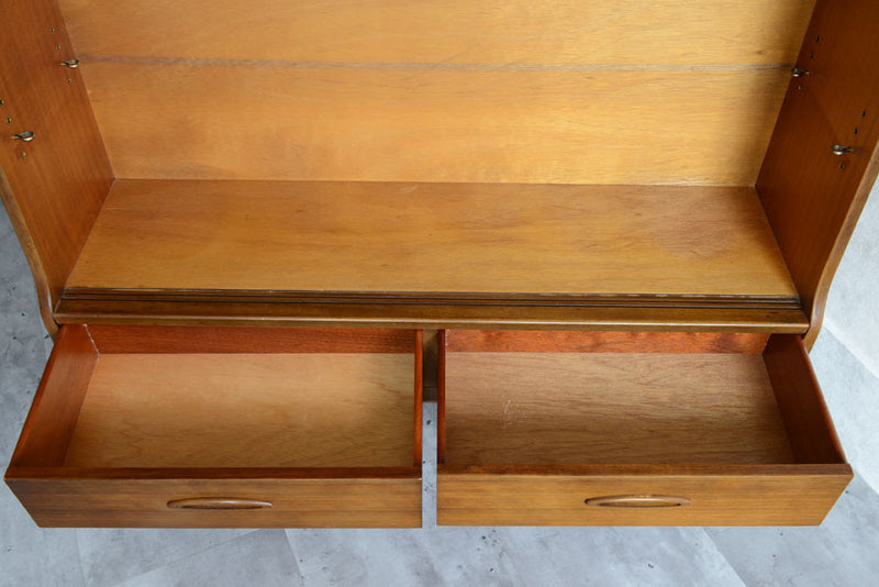 Jentique ジェンティーク　 ナロー　カップボード①