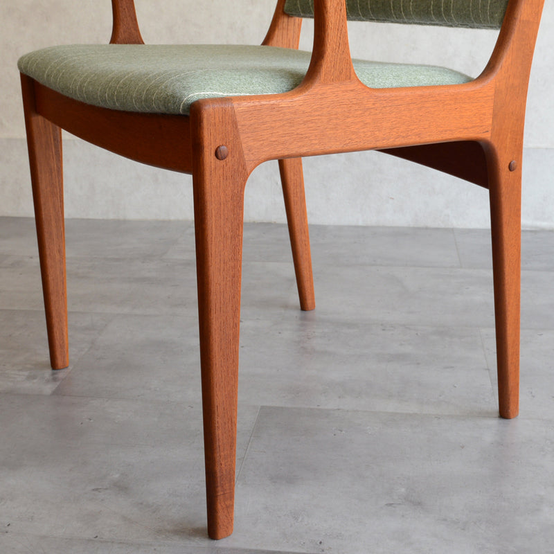 Johannes Andersen（ヨハネス・アンダーセン）ヴィンテージ アームチェア