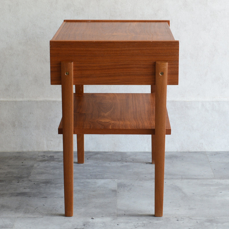 デンマーク ヴィンテージ スモールチェスト01（ウッドオイル仕上げ）