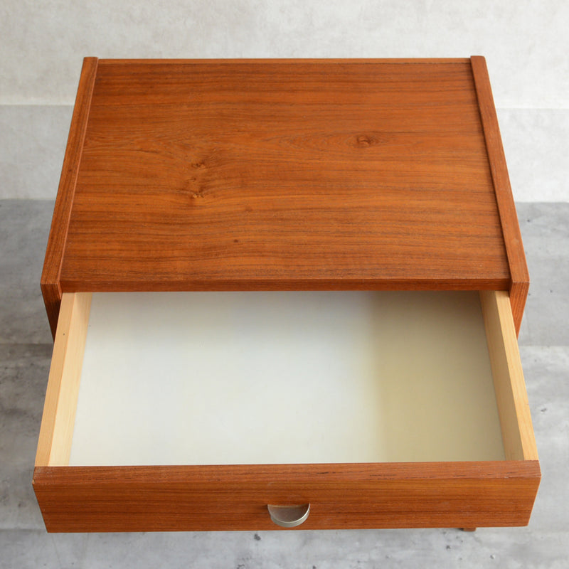 デンマーク ヴィンテージ スモールチェスト01（ウッドオイル仕上げ）