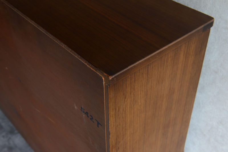 Jentique ジェンティーク　 ナロー　カップボード①