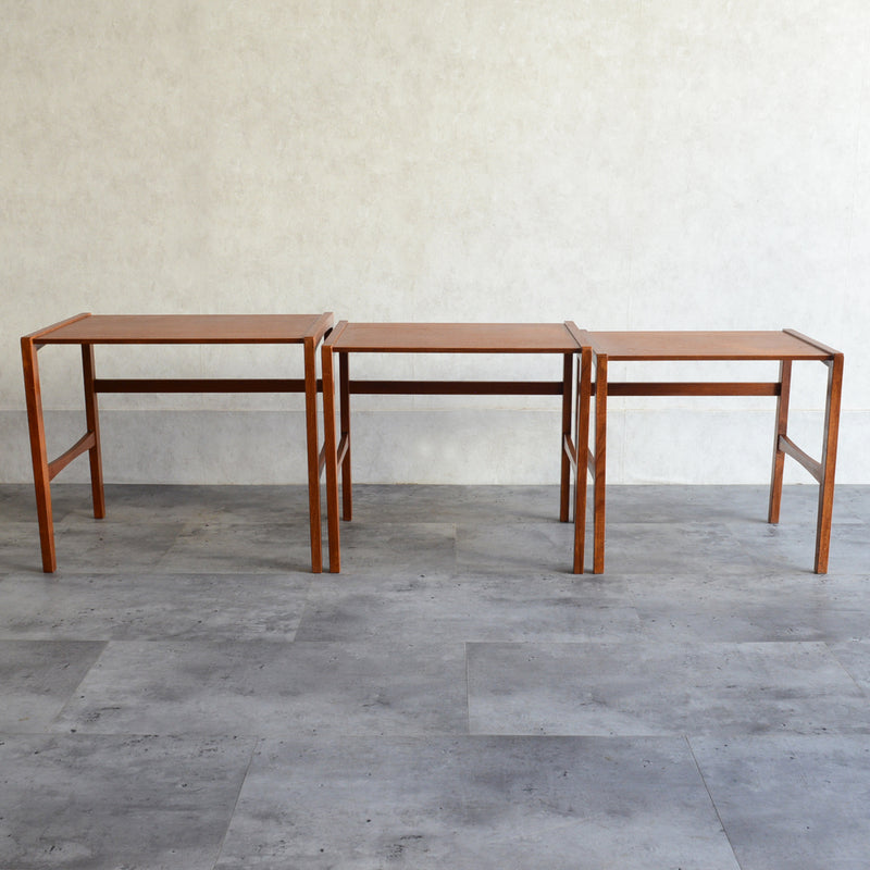 60S チーク ネストテーブル 01