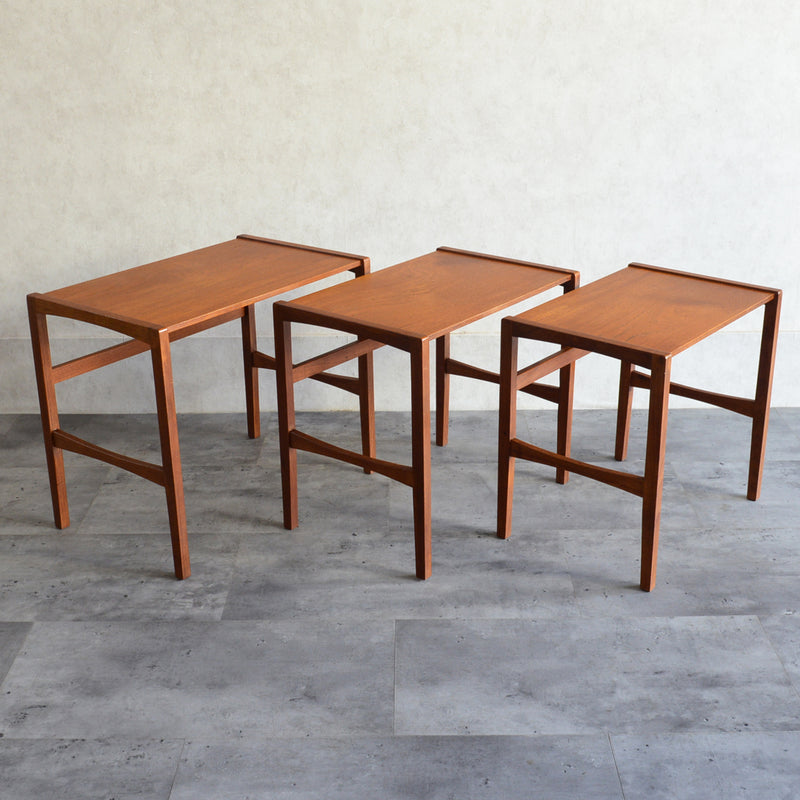 60S チーク ネストテーブル 01