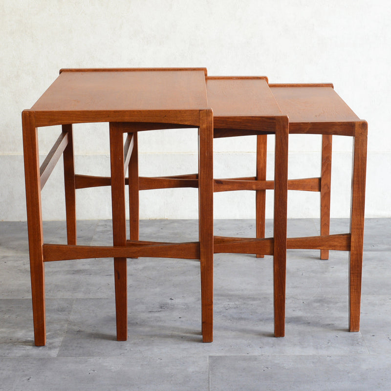 60S チーク ネストテーブル 01