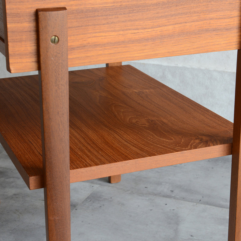 デンマーク ヴィンテージ スモールチェスト01（ウッドオイル仕上げ）