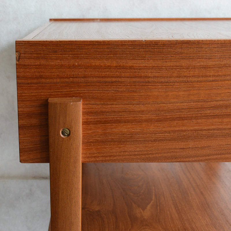 デンマーク ヴィンテージ スモールチェスト01（ウッドオイル仕上げ）
