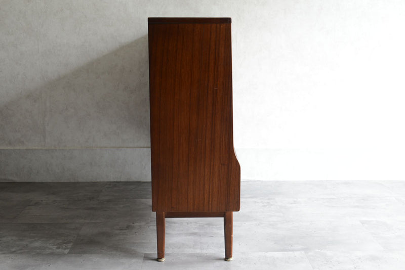 Jentique  ジェンティーク　ナロー　カップボード②