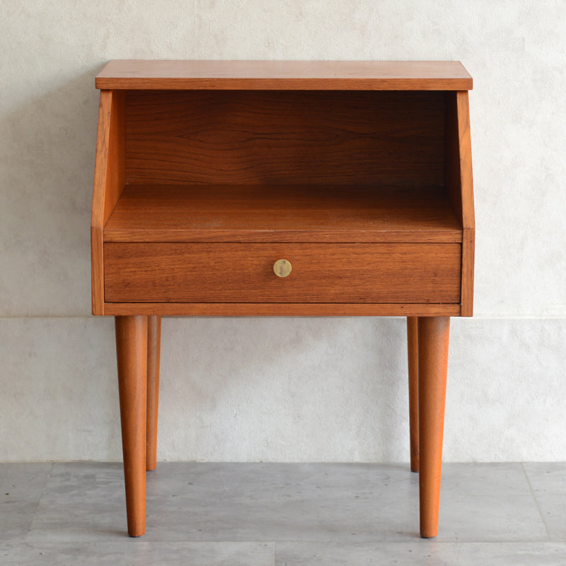 デンマーク ヴィンテージ スモールチェスト 02 オイル仕上げ サイドテーブル