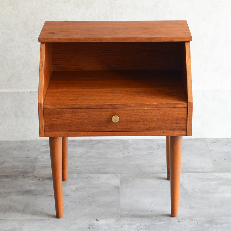 デンマーク ヴィンテージ スモールチェスト 02 オイル仕上げ サイドテーブル