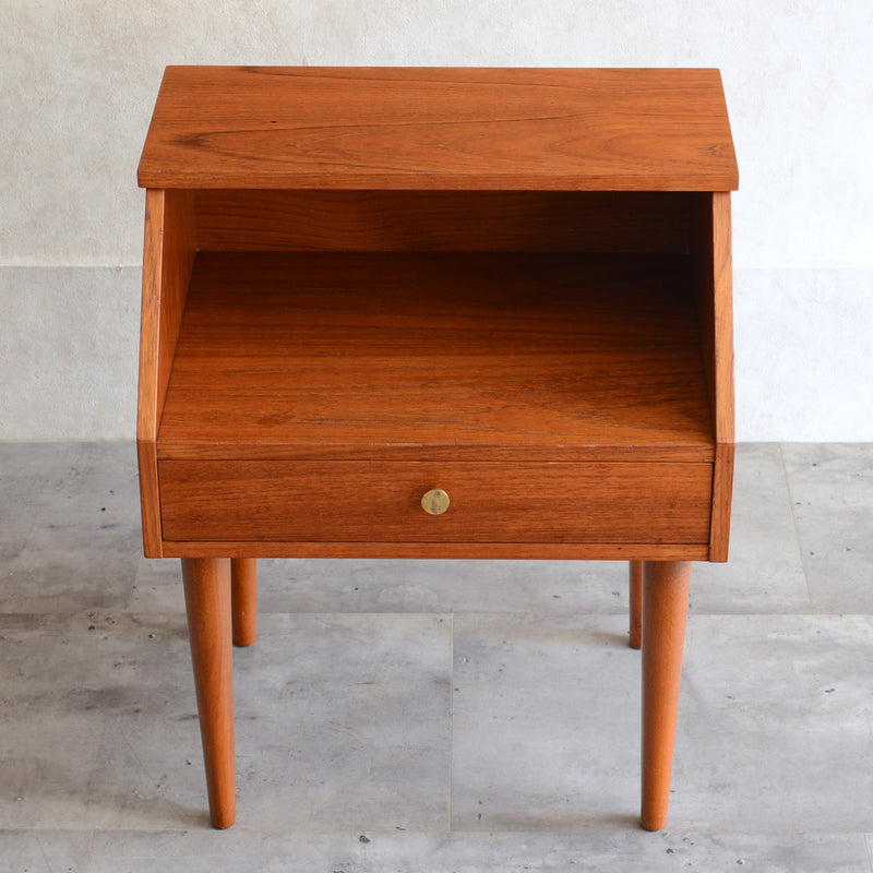 デンマーク ヴィンテージ スモールチェスト 02 オイル仕上げ サイドテーブル